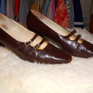 Brown Salvatore Ferragamo shoes size 9.5
